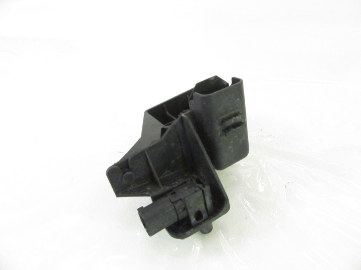 SERRE-CÂBLE PRISE PRZYLACZE PLUS BMW E36 E39 E46 E83