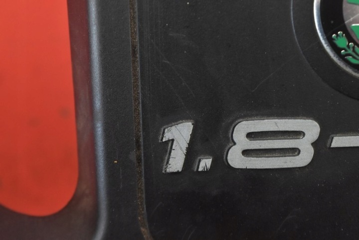 PROTECTION MOTEUR SUPÉRIEURE SKODA OCTAVIA 1 I 1.8 20V 99R