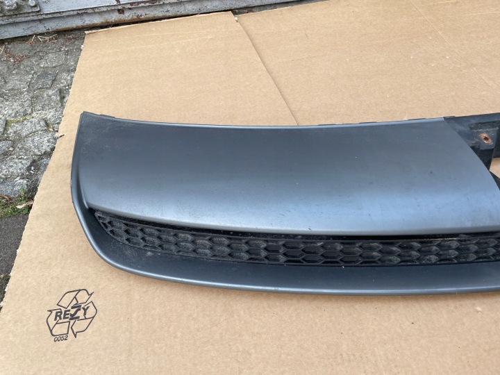 AUDI A3 8V5 BERLINE S-LINE DIFFUSEUR ARRIÈRE 8V5807521F/G