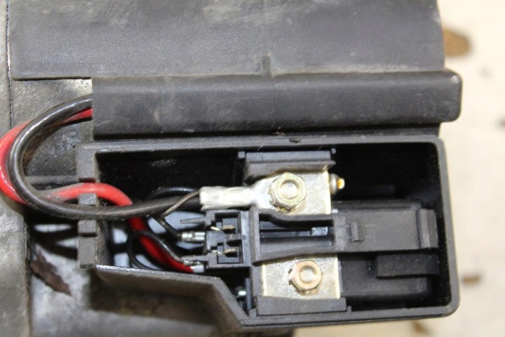 BMW K1200 LT POMPE ABS 2333232
