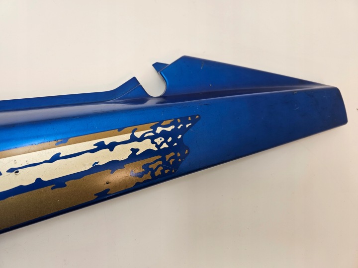 SUZUKI DR 800 AVEC DÉFLECTEUR D'AIR GAUCHE CÔTÉ COLLECTEUR PROTECTION PLASTIQUE