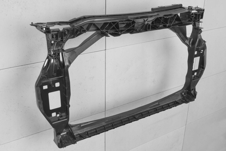 PANNEAU AVANT GRILLE AUDI Q3 8U 2015-