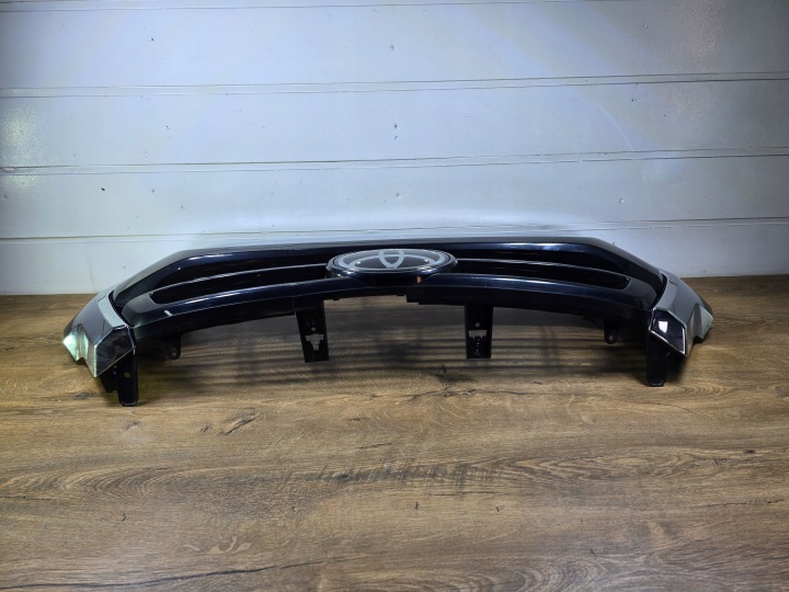 TOYOTA HILUX VIII 20- CALANDRE RADIATEUR GRILLE CHROME 531II-0KB30
