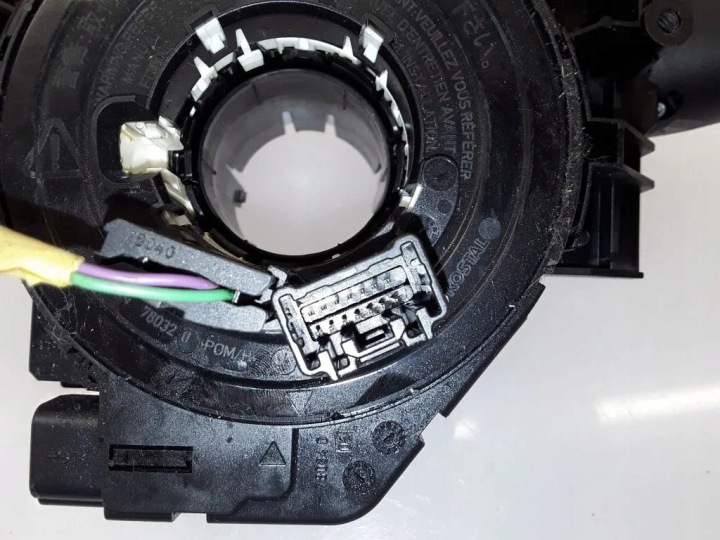 MANTEKI ESSUIE-GLACES MAZDA 2 (DE) DF7166122 1.3L GASOLINE 63KW 2008