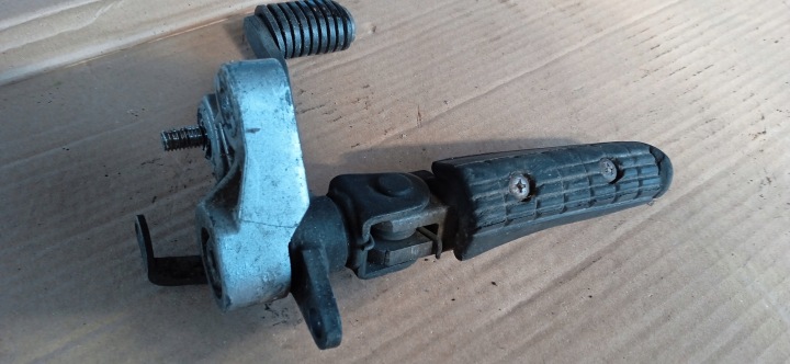 YAMAHA FZR 600 SET PODNOZEK CONDUCTEUR AVANT DROIT