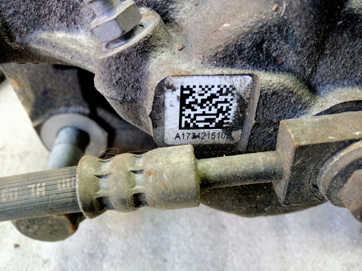 MERCEDES CLA W117 1.6B 19R ÉTRIER DE FREIN DE FREIN AVANT DROIT GAUCHE A24639 A24640