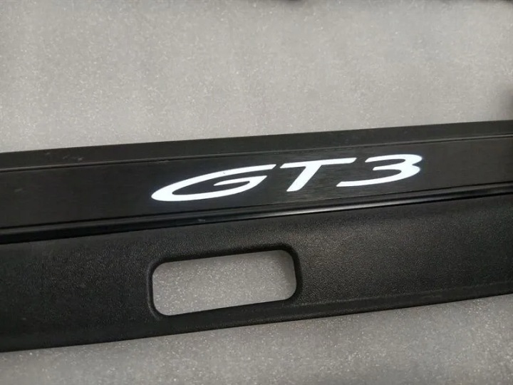 PORSCHE 911 992 GT3 DOOR SILL SET 992853374 DOOR SILL SET ILLUMINAED LED