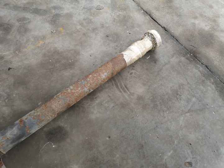 ARBRE DE TRANSMISSION AUDI A8 D2 3.7 4D0521101P