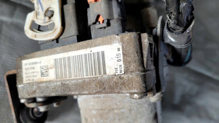 POMPE AMPLIFICATEUR CITROEN DS5 LIFT 2.0 BHDI 9813661580