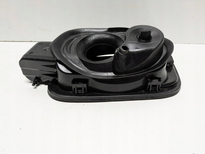 BOUCHON GOULOTTE DE REMPLISSAGE CARBURANTS AUDI RS Q8 4M8809906