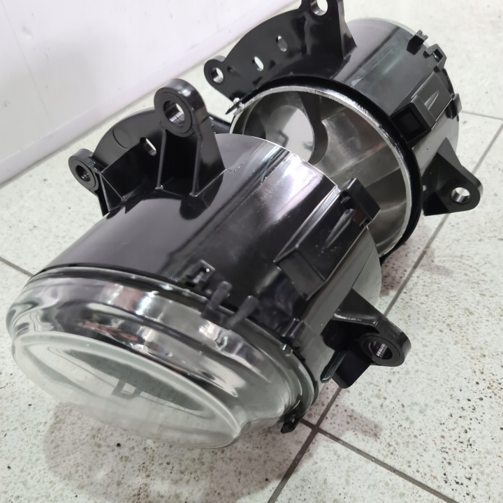 PHARES ANTIBROUILLARD PHARE MERCEDES ACTROS MP 4 GAUCHE DROIT