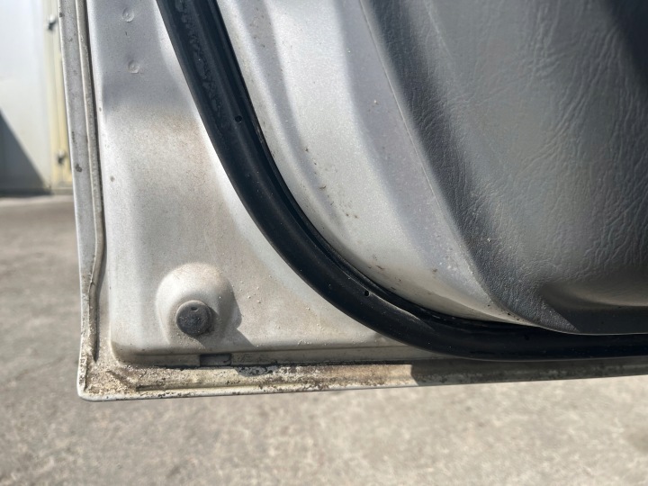 SUZUKI IGNIS I PORTES GAUCHE AVANT GAUCHE AVANT D02