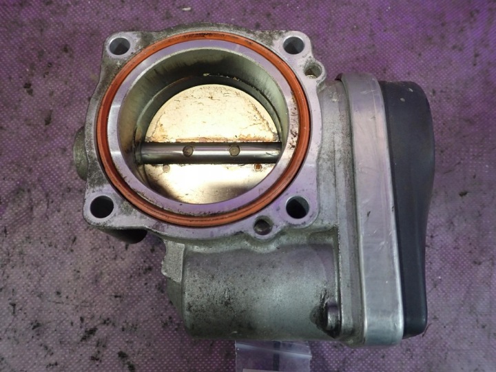 BMW E46 97-03 1.8 PAPILLON DES GAZ 1354143922404 6 GOUPILLE