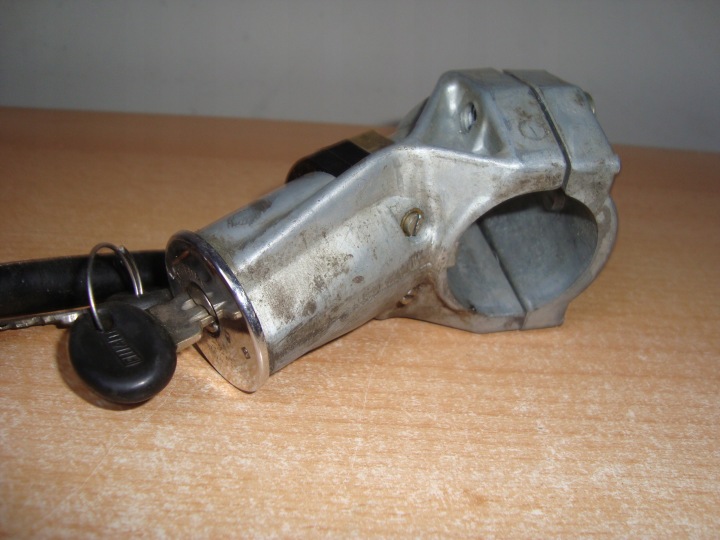 CONTACTEUR D'ALLUMAGE FIAT 126P ST I FSO 125P