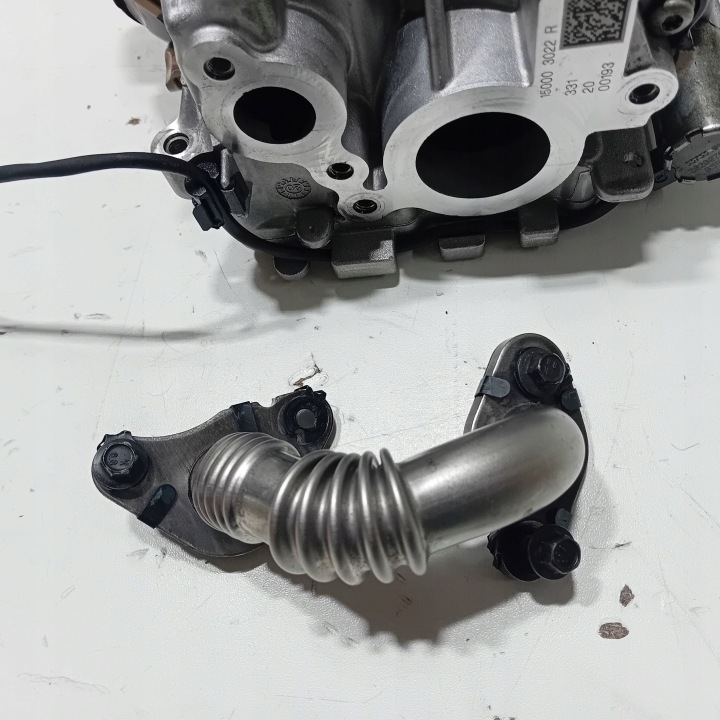 NISSAN NAVARA D23 2020 POMPE HUILEUX