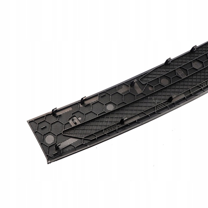 GRILLE CONSOLES MERCEDES-BENZ OE A2046801707