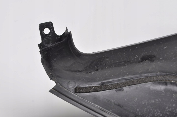FERRARI PORTOFINO 3.9 F164 PROTECTION COUVERCLE MOTEUR DROITE 818111