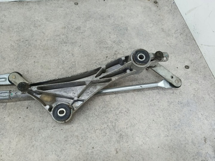MÉCANISME ESSUIE-GLACES MERCEDES CLASSE A W169 A1698200042 404.902 VALEO