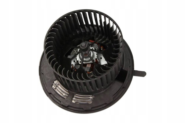 MAXGEAR MOTOR SOPLADORES BMW E81/87/90 SIN REGULATORA 