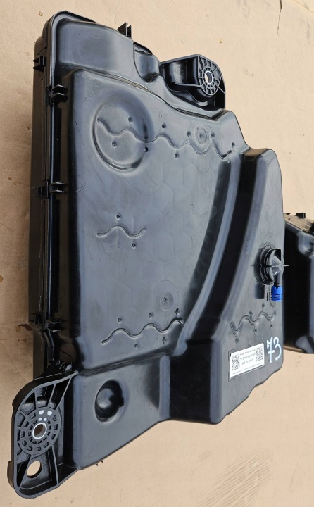 RÉSERVOIR POMPE ADBLUE VW TIGUAN II 2 5QF131877P 5Q0131969G