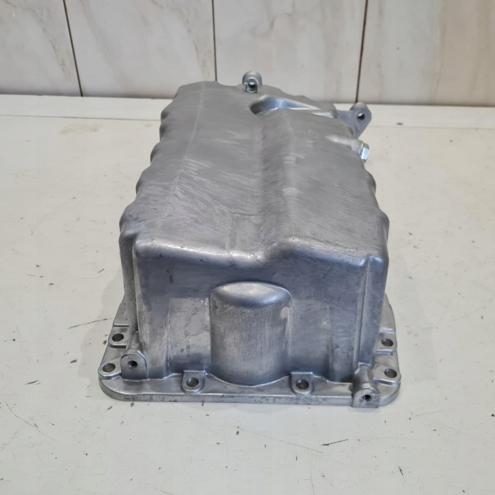 VOLKSWAGEN GOLF V 5 2.0 TDI 03-09 CUVETTE CARTER HUILES HUILEUX