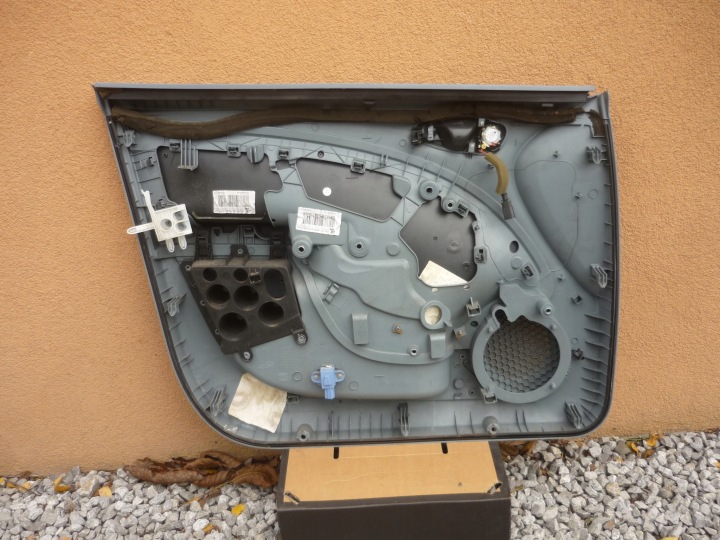 COLLECTEUR GARNITURE PORTES DROIT AVANT SEAT ALTEA TOLEDO III EUROPE