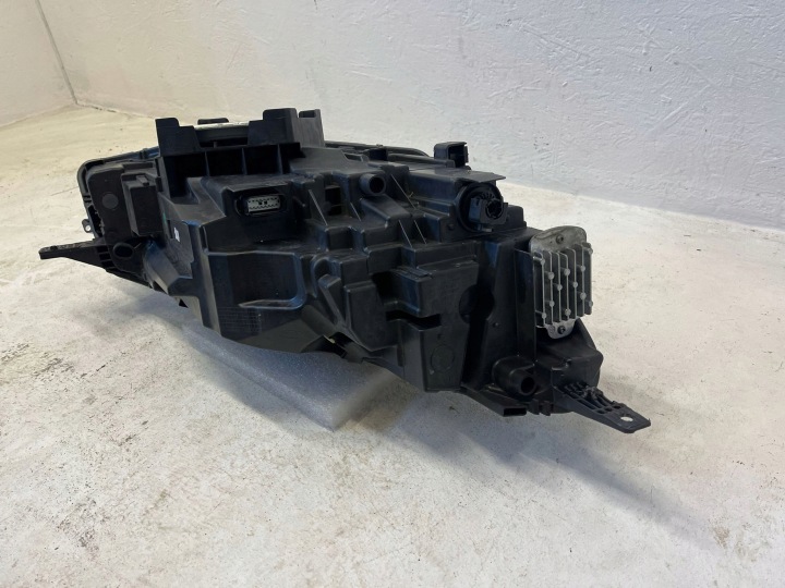 FORD KUGA III MK3 PHARE AVANT GAUCHE COMPLET LED LV4B13E015FH 19-24