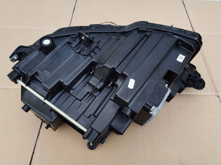 AUDI Q4 E-TRON 2025 89A PHARE AVANT DROITE COMPLET LED EUROPE 89A941036M