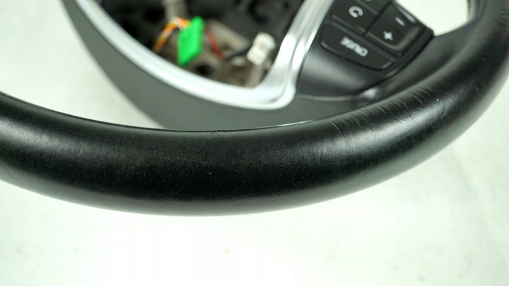 VOLANT CUIR VOLVO S80 2 II V70 3 III 06-11 2006- 34108765A