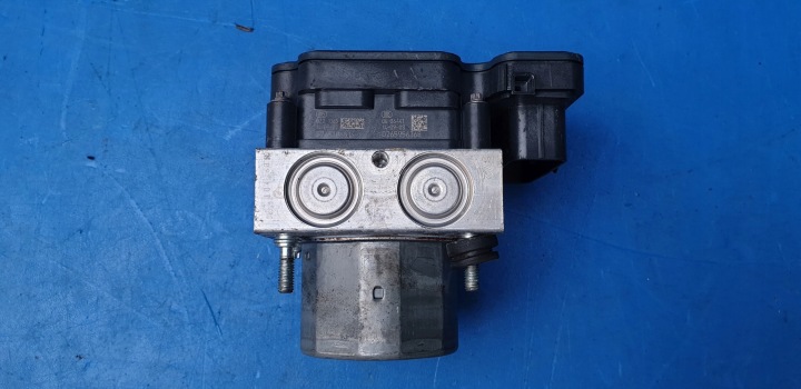 POMPE ABS ESP DE FREIN MASERATI GHIBLI M157 670031589