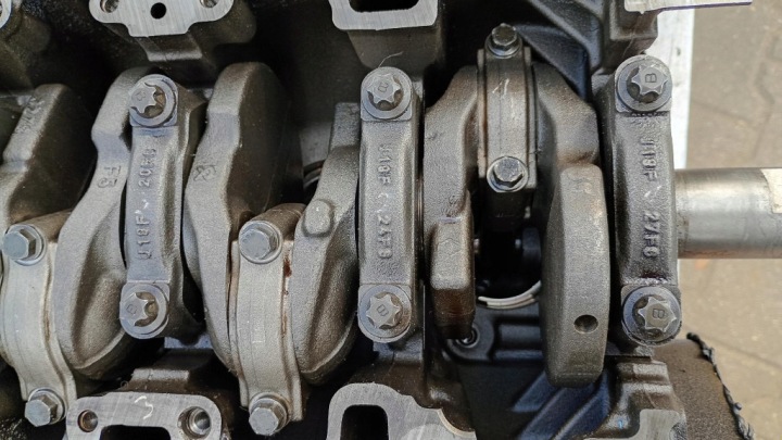 BLOC MOTEUR M9R830 NISSAN QASHQAI J10 2.0 DCI