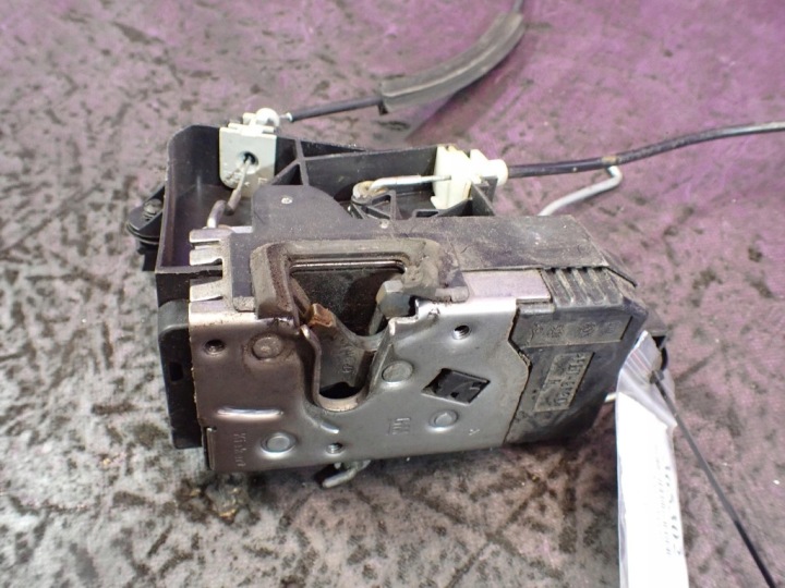 OPEL VECTRA C HAYON 5D 02-05 SERRURE AVANT DROIT 24447343 7 GOUPILLE