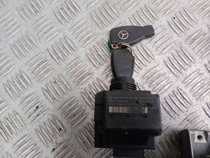 KIT DE DÉMARRAGE VERS ALLUMAGE ORDINATEUR CONTACTEUR D'ALLUMAGE MERCEDES C W203 A2711531679