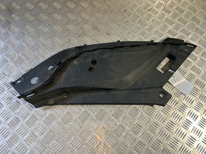 VOLVO XC90 MOULURE GARDE-BOUE 31442733