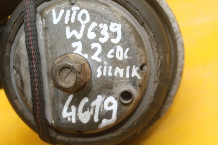 COUSSIN MOTEUR MERCEDES VITO W639 A6392410513