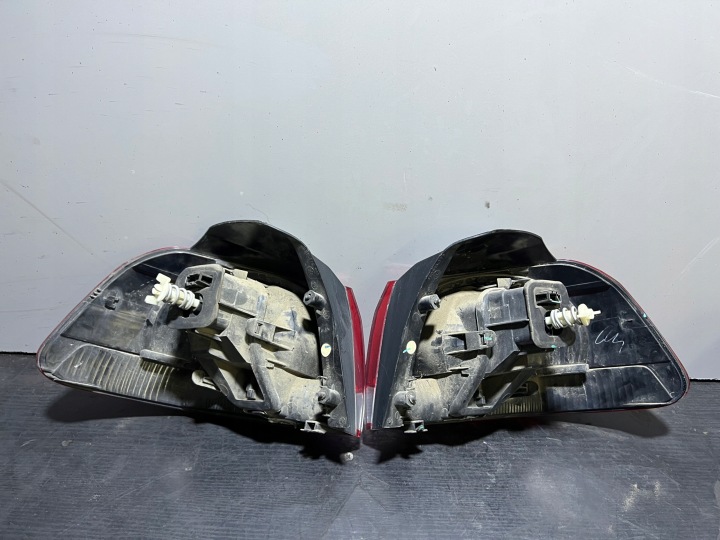 VW GOLF 6 VI HAYON 3D PHARE ARRIÈRE ARRIÈRE GAUCHE DROITE EUROPE 5K0945096 5K0945112
