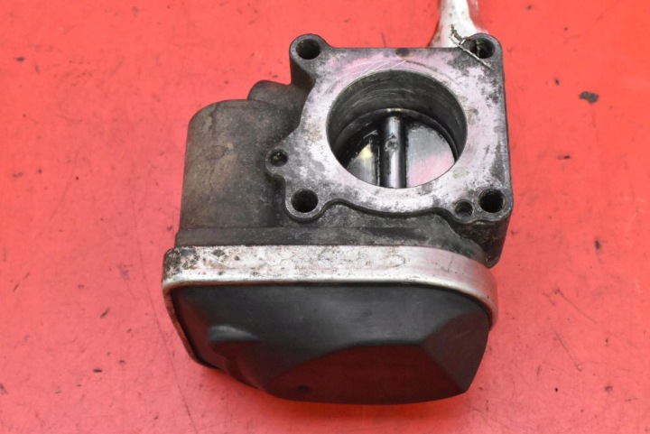 PAPILLON DES GAZ 036133062N SEAT IBIZA 3 III 6L 1.2 12V 64 KM 02-06