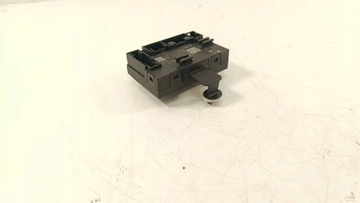 MODULE ARRIÈRE GAUCHES PORTES AUDI Q5 (8R) 8K0959793R 2.0L 2013