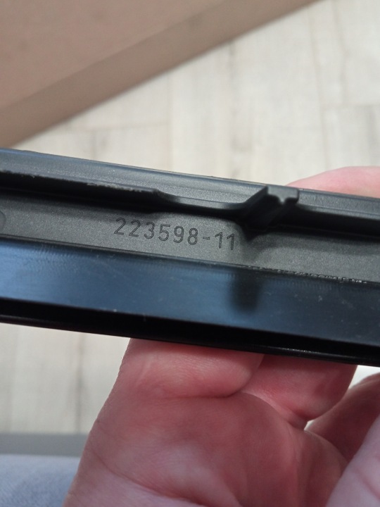 BMW X7 MOULURE PARE-BRISE 7434873 7434874