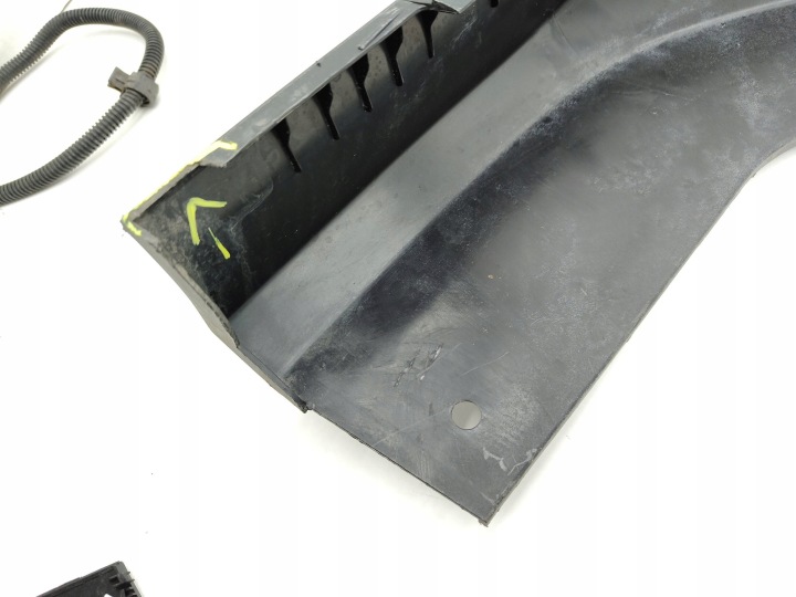 BYD SONG PLUS MOULURE DOUBLURE PARE-CHOCS ARRIÈRE ARRIÈRE SA3HKU-2804112