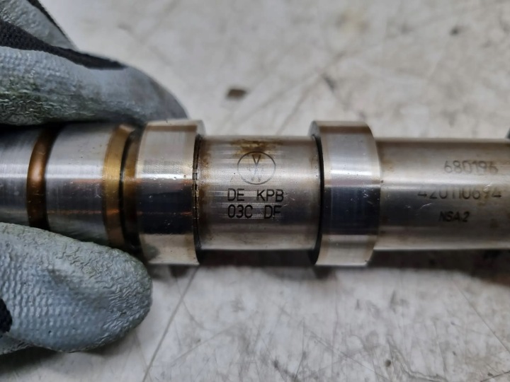 ARBRE À CAMES ÉCHAPPEMENT 03C109101DF SKODA ROOMSTER GOLF VI 1.4 TSI CAV BTS