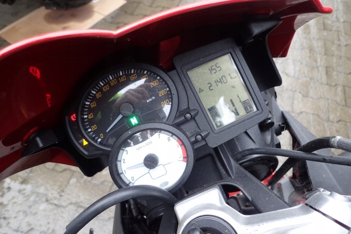 BMW F 800 R (08-15) COMPTEUR TABLEAU DE BORD 21401 KM