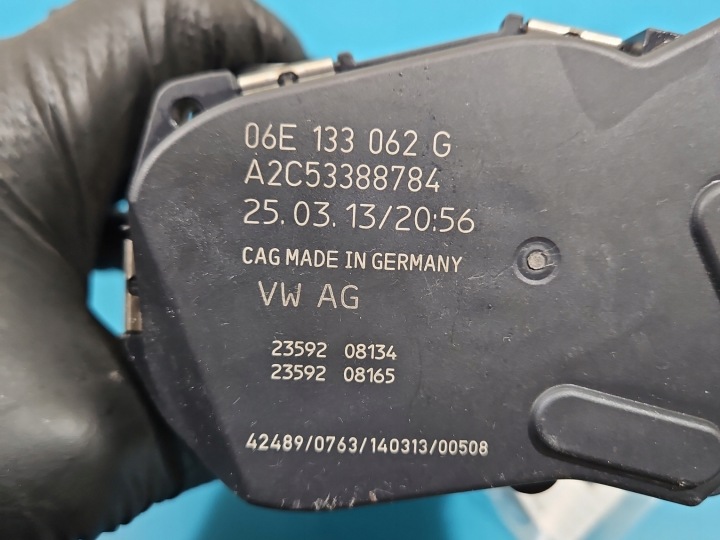 PAPILLON DES GAZ AUDI Q5 08- 06E133062G 3.0 TFSI