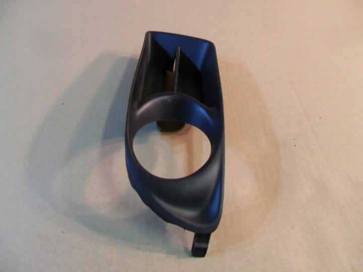 CALANDRE GRILLE DANS PARE-CHOCS TOYOTA COROLLA E12 HAYON 04-