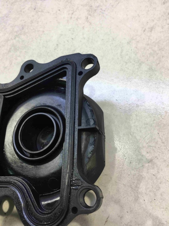 COUVERCLE DE SOUPAPES FIAT DUCATO 2.5 TD 9613732680
