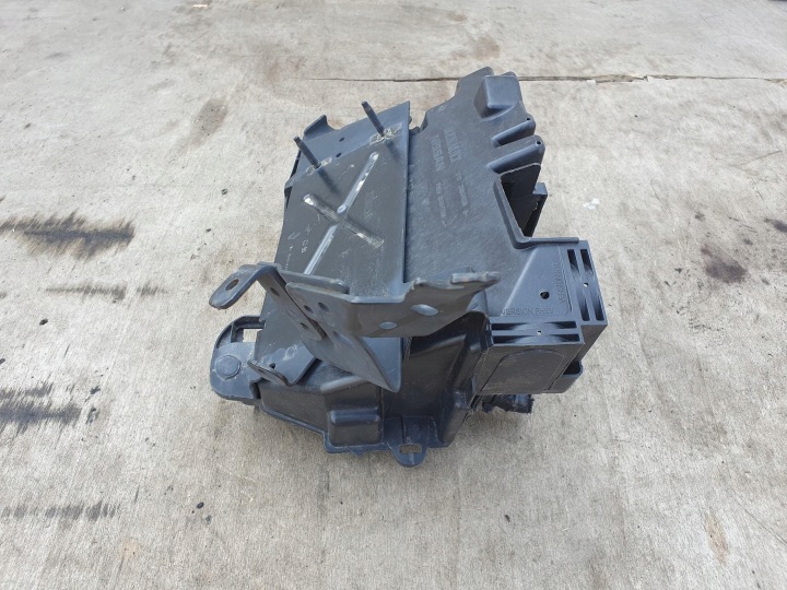 CHÂSSIS BOÎTE BOÎTE FUSIBLES 1.0TCE RENAULT CLIO V 284B07078R