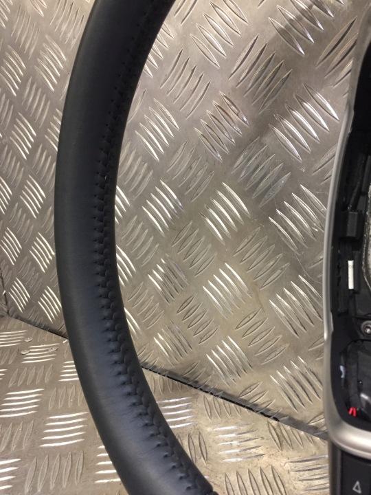 VOLANT AUDI A6 C8 A8 D5 MULTIFONCTION CUIR ORIGINAL K278
