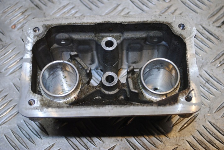 BMW 5 GT F07 760510403 PIÈCE CULASSES