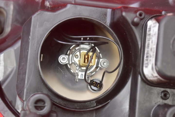 PROJECTEUR GAUCHE PHARE AVANT 24451032LH OPEL ASTRA 3 III H 04-07