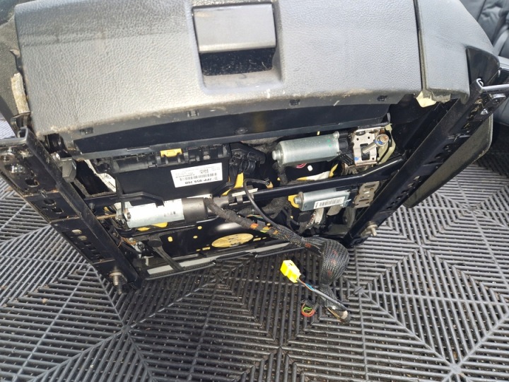 ENSEMBLE SIÈGES PORSCHE CAYENNE (92A) 00000000 34535347 4.8L 294KW 2011
